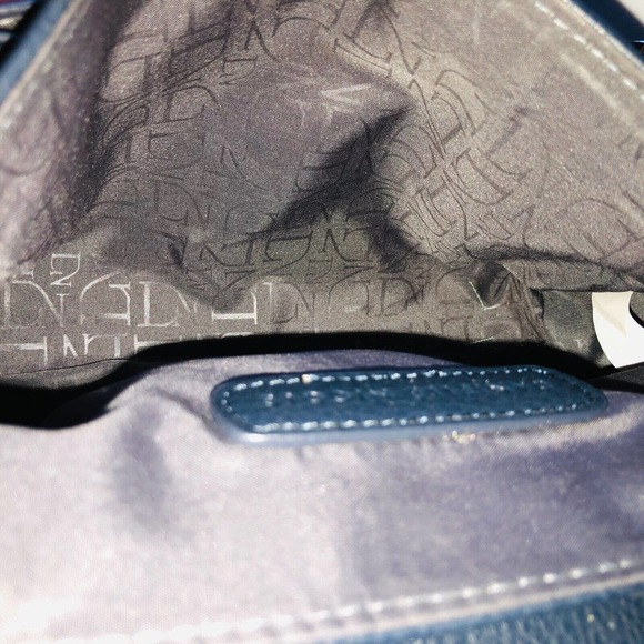 NWT Danielle Nicole Henley Crossbody Chain Handle Bag Navy Blue DN173318 - Picture 10 of 12